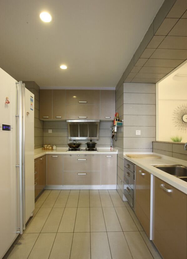 家装效果图－厨房装修设计图片.jpg