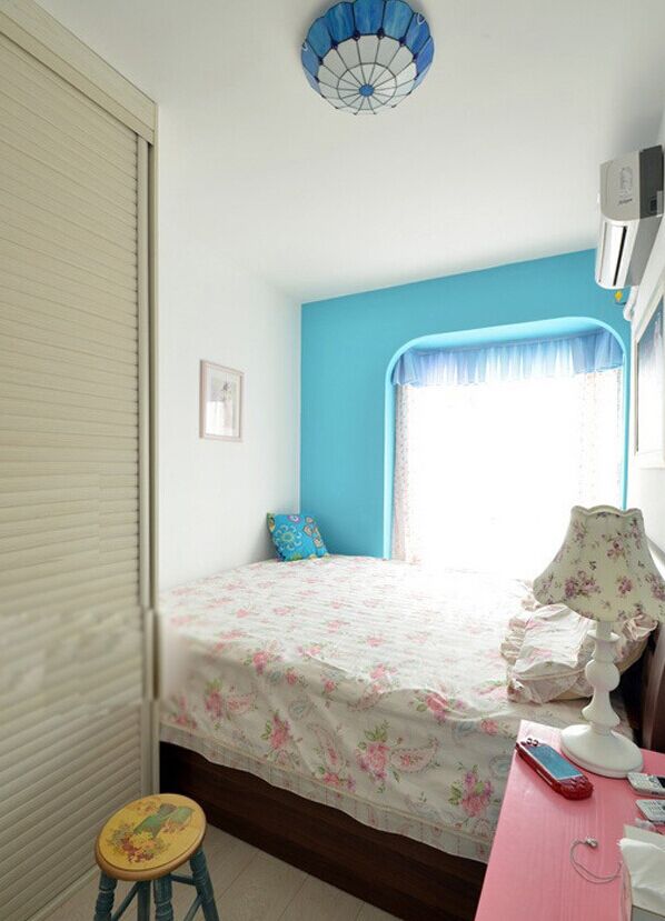 70m²地中海风格二居卧室装修图片,地中海风格双人床图片.jpg