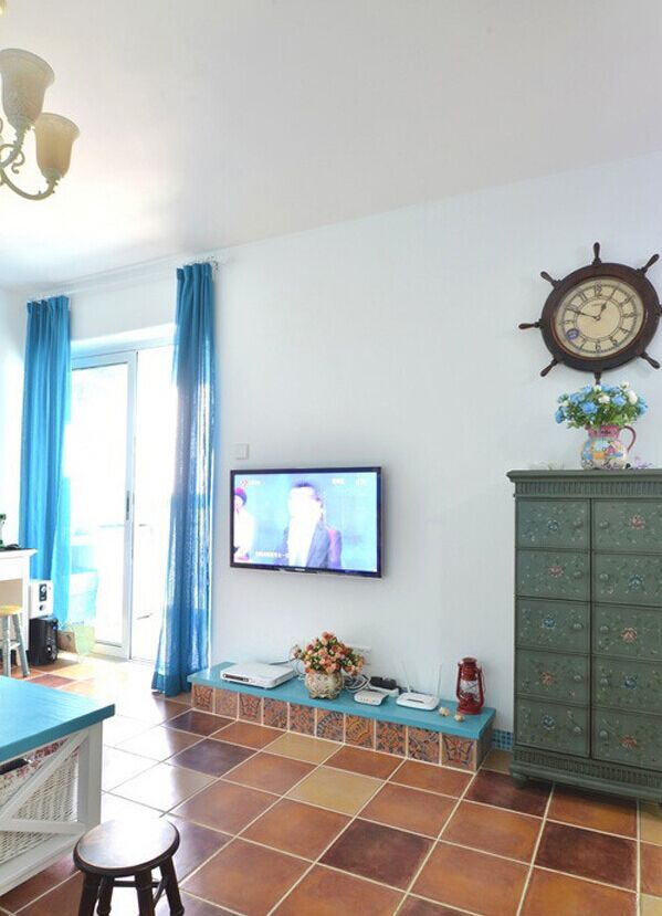 家装效果图－70m²地中海风格二居客厅装修图片,地中海风格斗柜图片.jpg